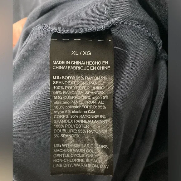 White House Black Market Blouse (XL) - Picture 7 of 7